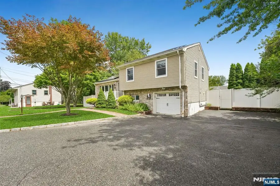 310 Congers Avenue, Northvale, NJ 07647 - #3