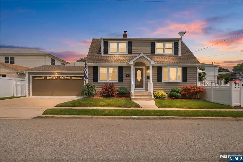 321 Thomas Avenue, Lyndhurst, NJ 07071 - #1