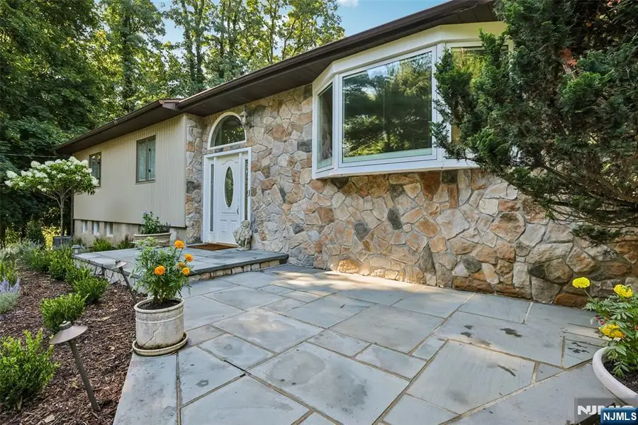 68 Lake Street, Saddle River, NJ 07458 - #2
