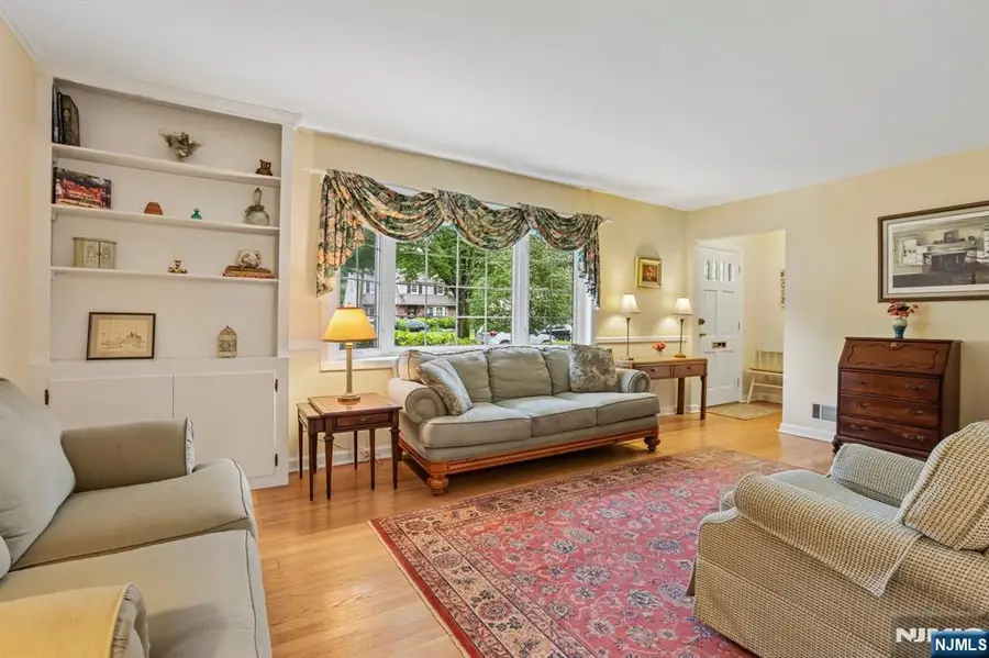 364 Northern Parkway, Ridgewood, NJ 07450 - #3