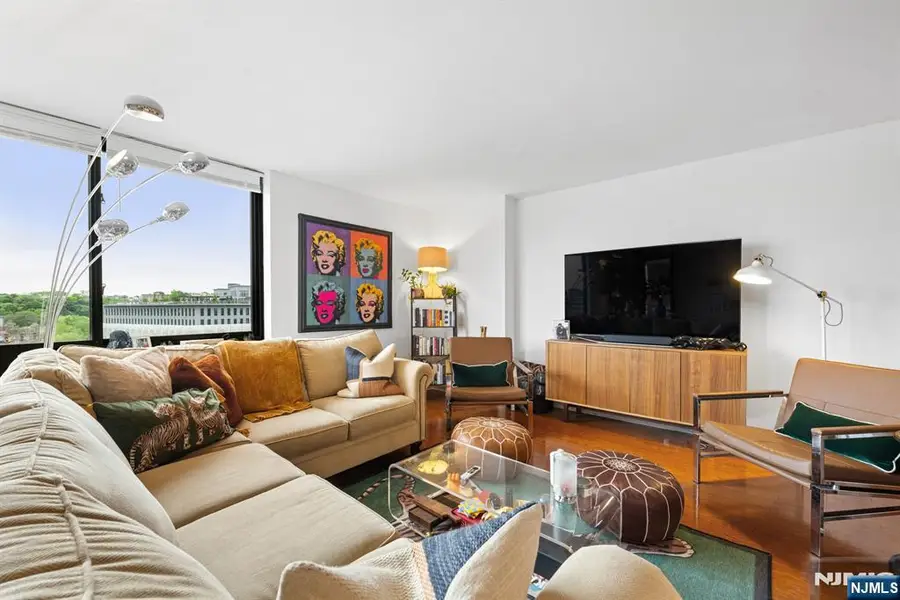 700 Grove Street 11E, Jersey City, NJ 07310 - #3