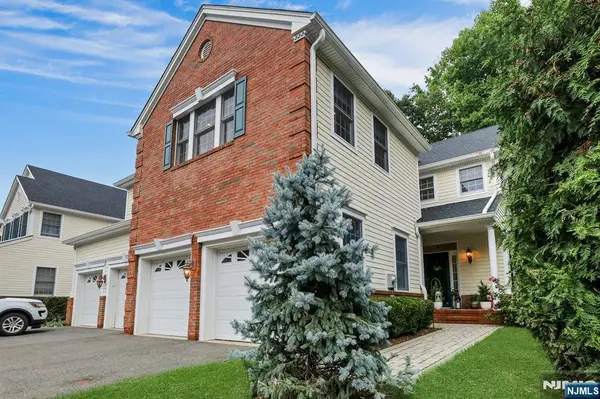 709 Fieldstone Terrace, Wyckoff, NJ 07481