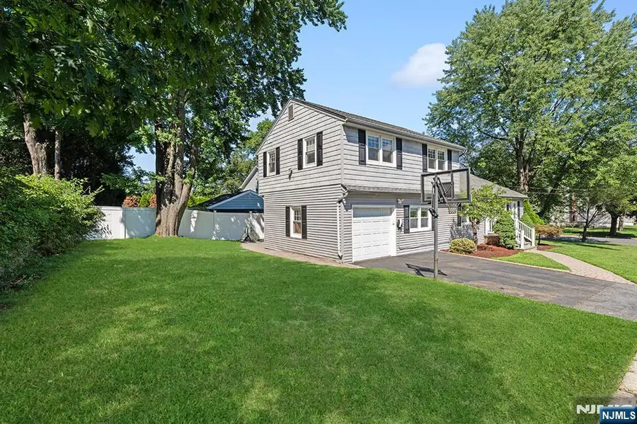 604 Taylor Avenue, Oradell, NJ 07649 - #2