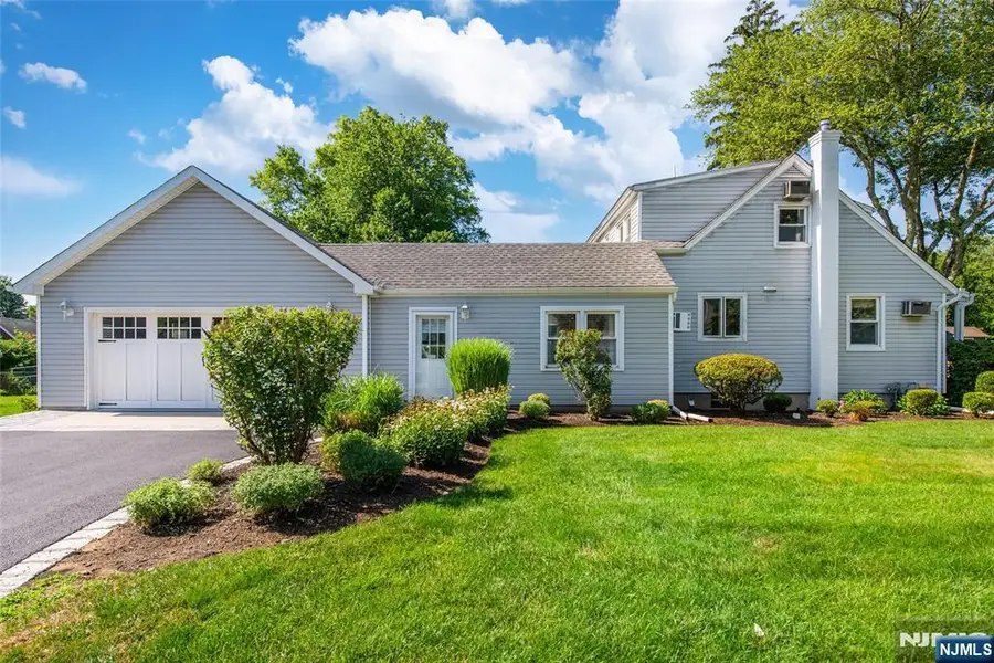 139 Cosman Street, Township Of Washington, NJ 07676 - #2