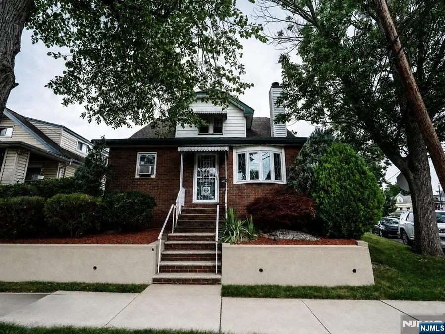 220 Clinton Avenue, Clifton, NJ 07011 - #2