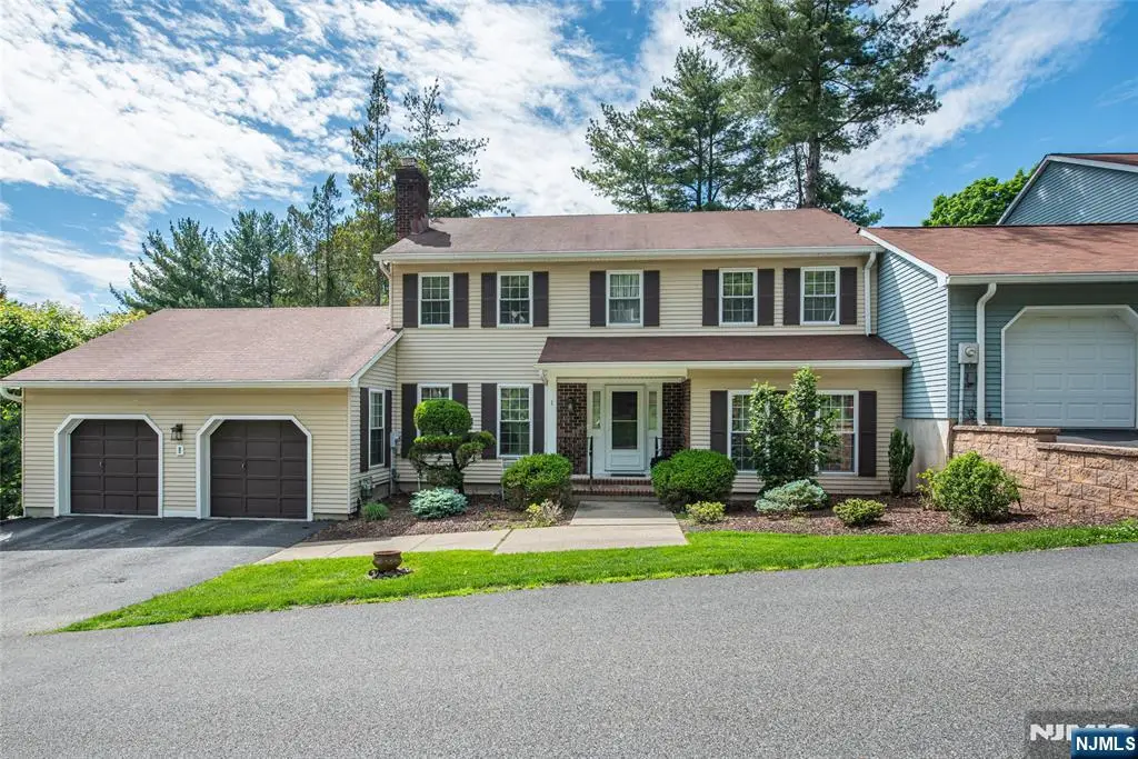 1 Birdseye Circle, Wayne, NJ 07470 - #1