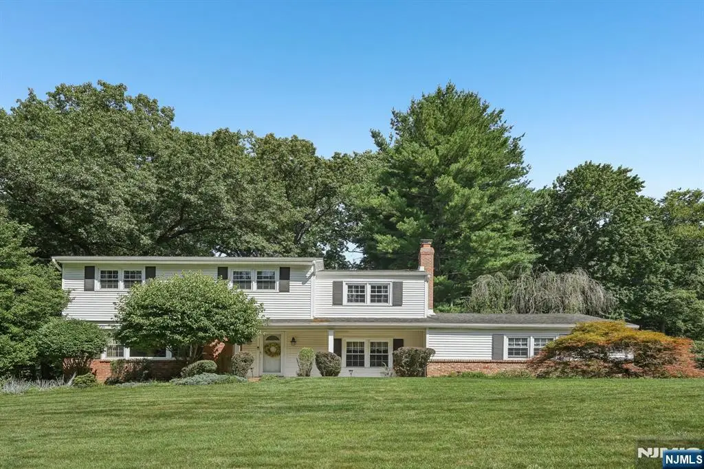 36 Stonefence Road, Oakland, NJ 07436 - #1