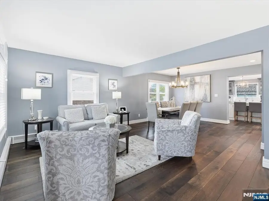 42 Winslow Terrace, Fair Lawn, NJ 07410 - #3