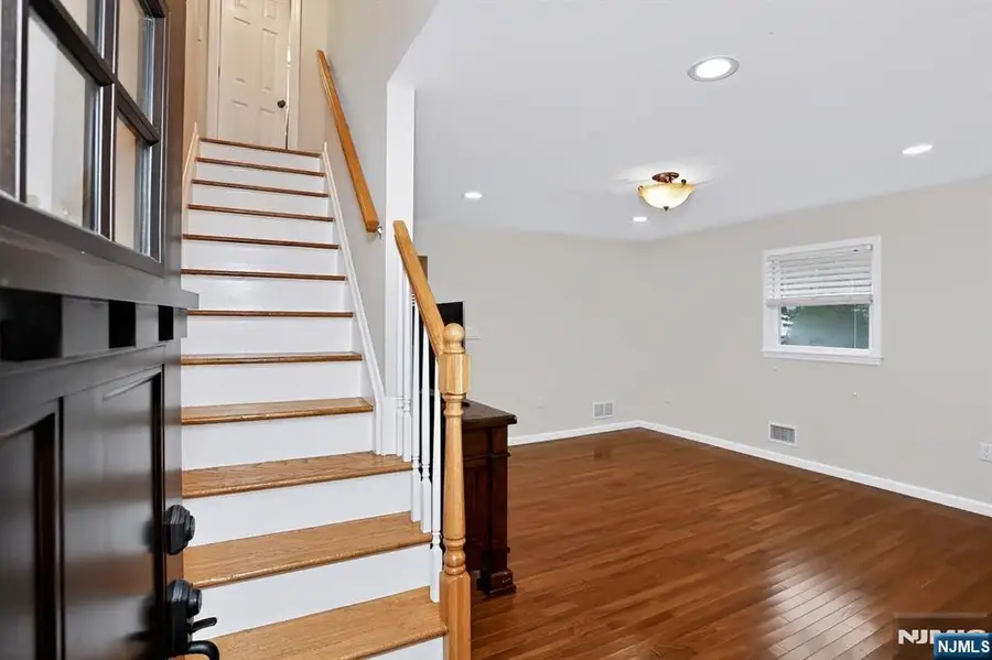 30 Highwood Drive, Dumont, NJ 07628 - #3