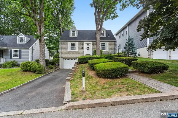 45 Cleveland Avenue, Hasbrouck Heights, NJ 07604