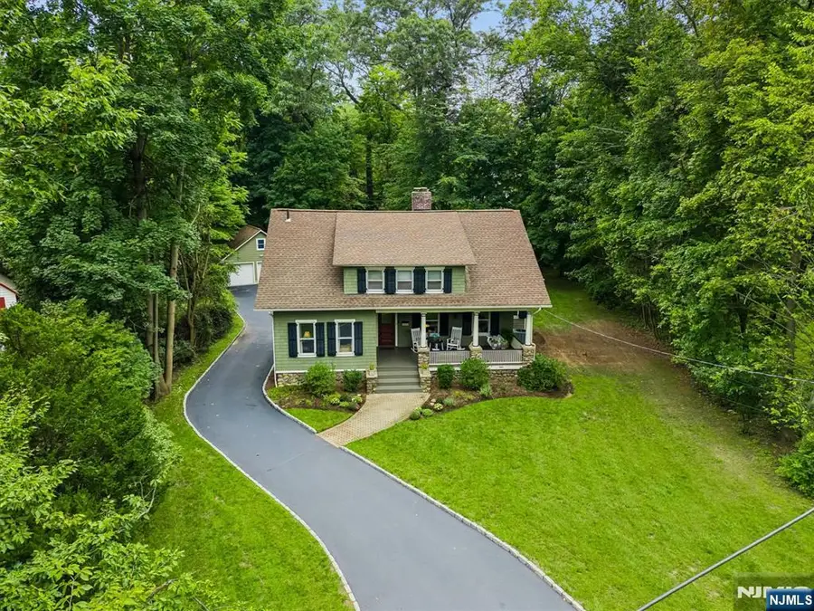 29 Beech Road, Glen Rock, NJ 07452 - #2