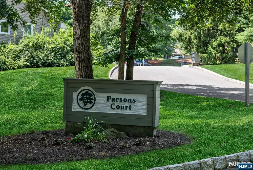 14 Parsons Court, Mahwah, NJ 07430 - #1