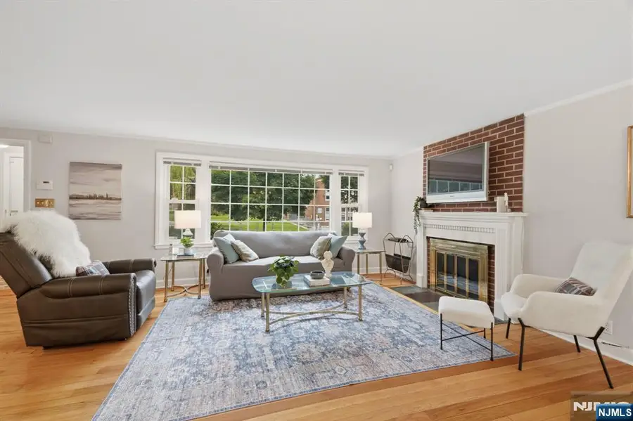 10 College Avenue, Montclair, NJ 07043 - #3