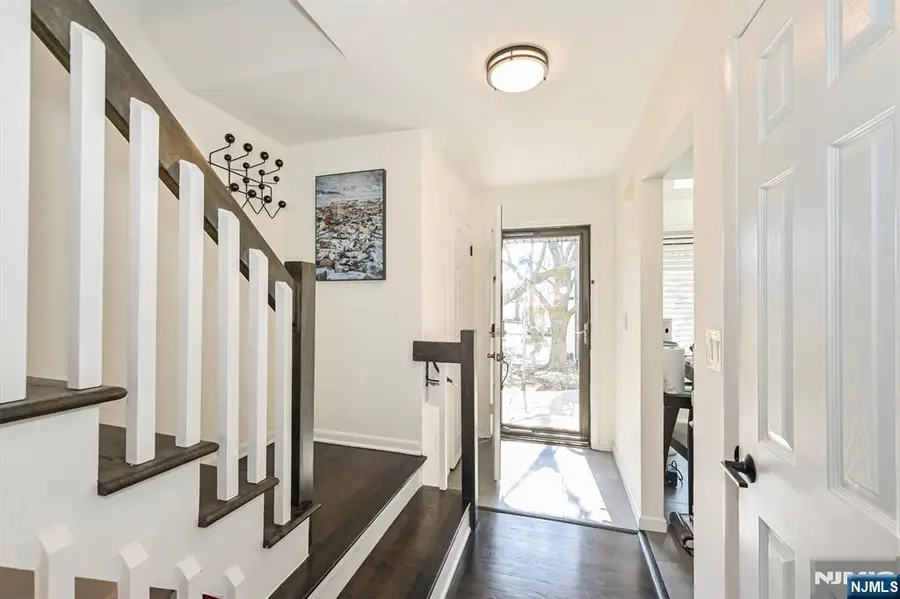 1537 John Street 7, Fort Lee, NJ 07024 - #2