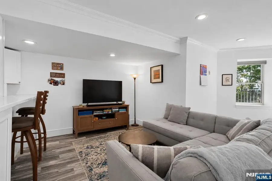 901 Palisade Avenue 1, Union City, NJ 07087 - #3