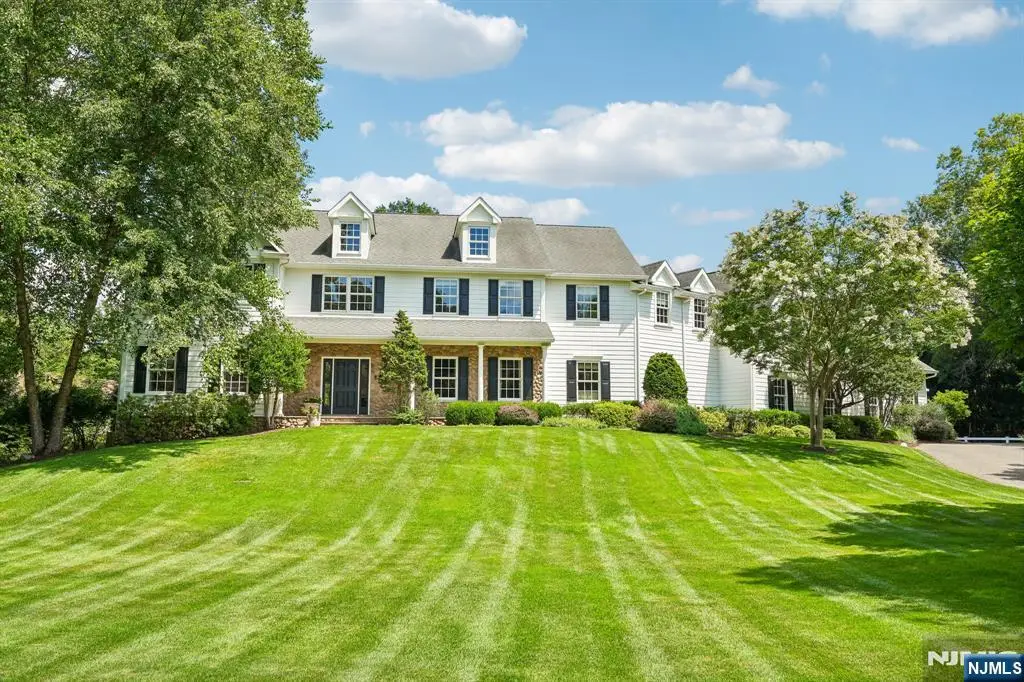 2 Mill Brook Lane, Franklin Lakes, NJ 07417 - #1
