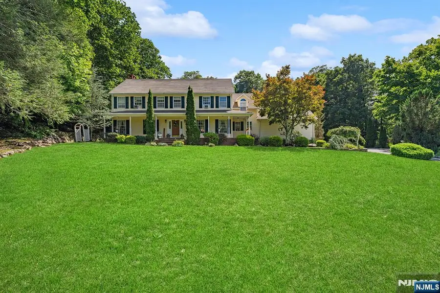 8 Alpine Ridge Road, West Milford, NJ 07480 - #3