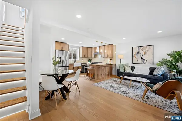 419 2nd Street, Jersey City, NJ 07302