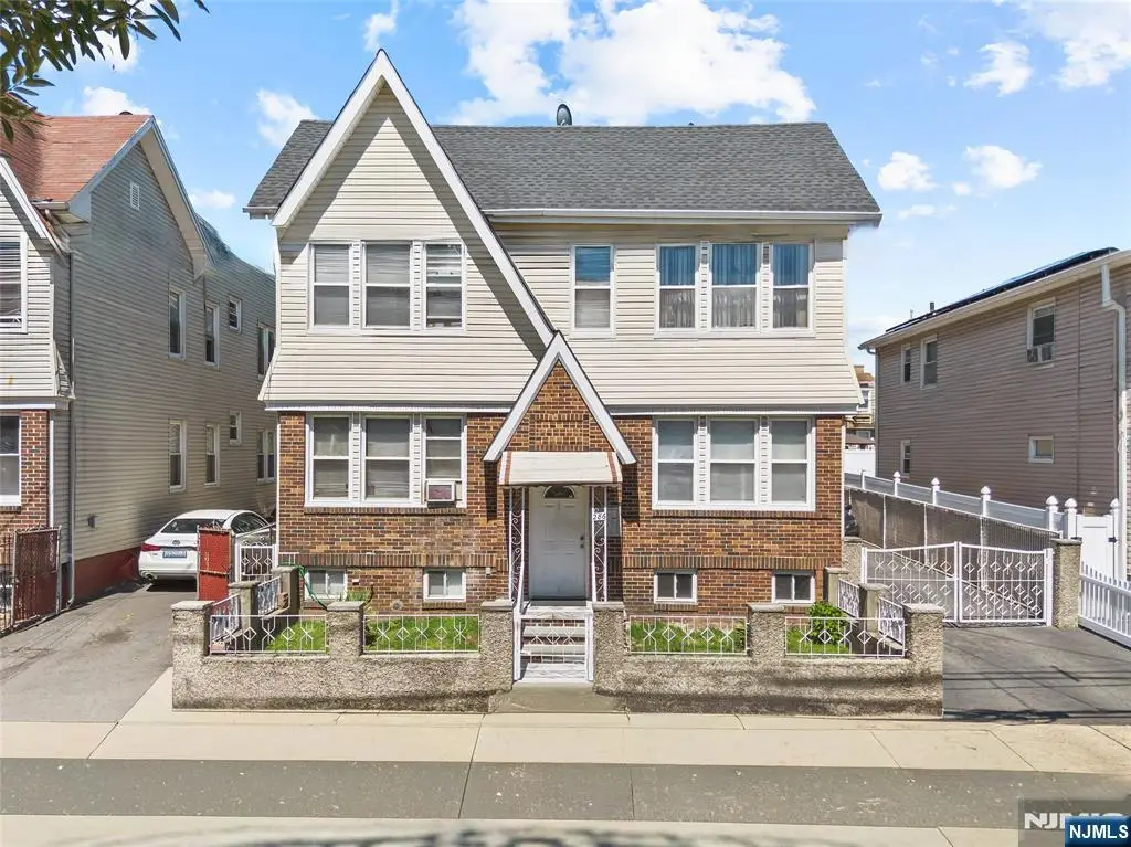 284-286 12th Street, Newark, NJ 07107 - #1