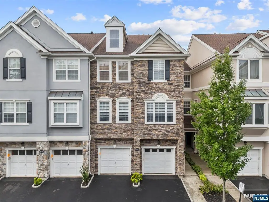 64 George Russell Way 36, Clifton, NJ 07013 - #1