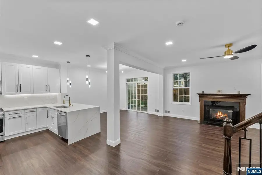 64 George Russell Way 36, Clifton, NJ 07013 - #2