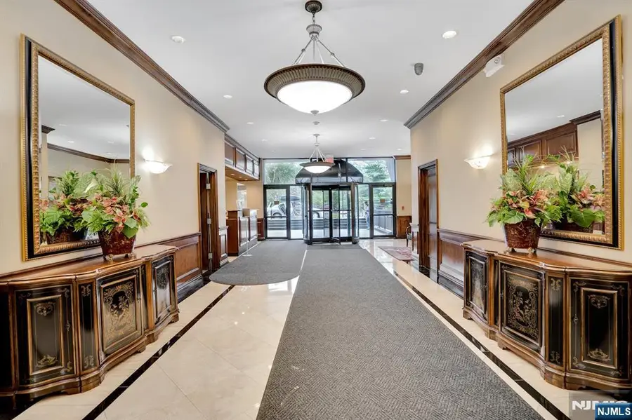 5 Horizon Road 2102, Fort Lee, NJ 07024 - #2