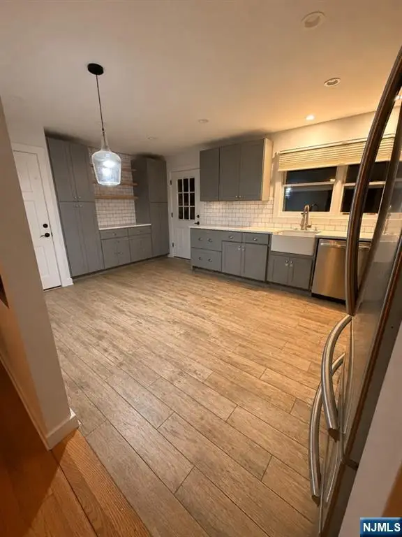 19 W Park Avenue, Park Ridge, NJ 07656 - #3
