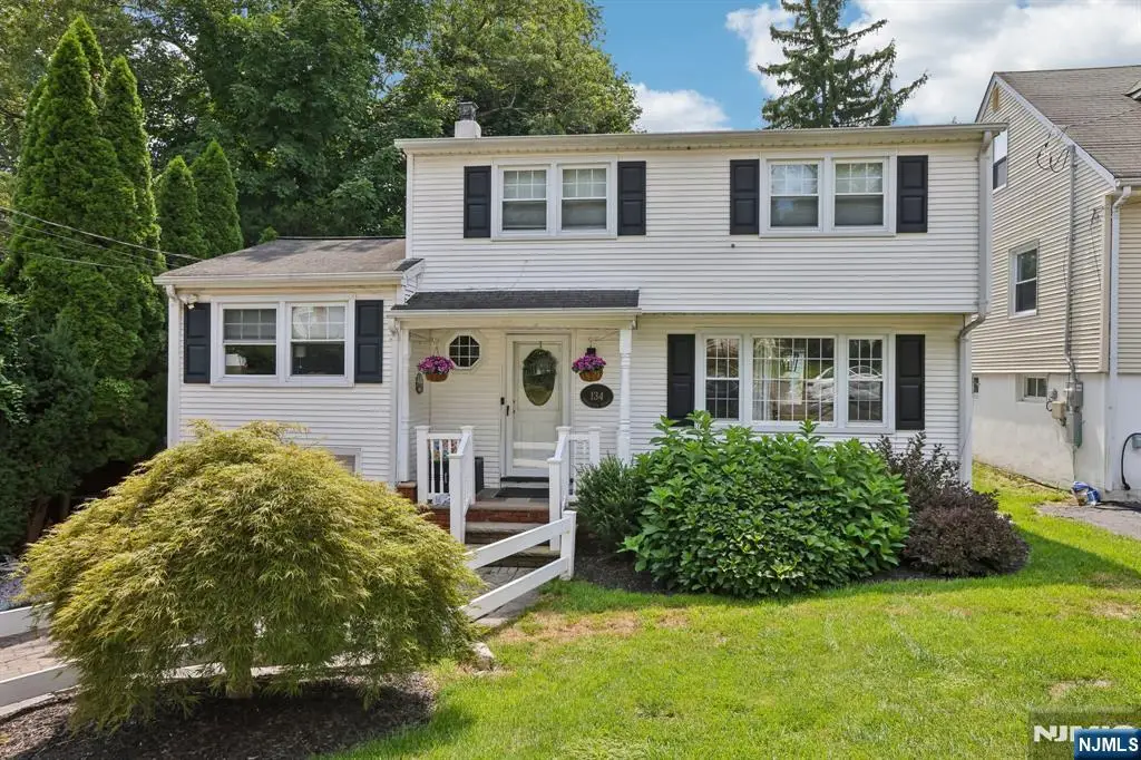 134 Manhattan Avenue, Waldwick, NJ 07463 - #1