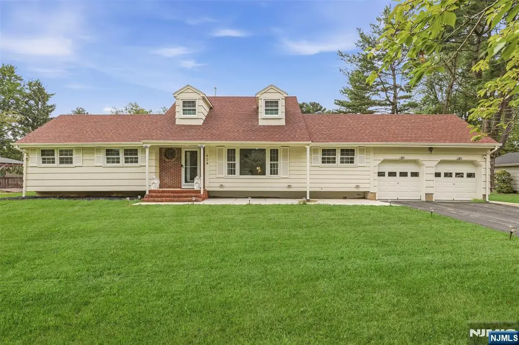 628 Lamanna Drive, River Vale, NJ 07675 - #1