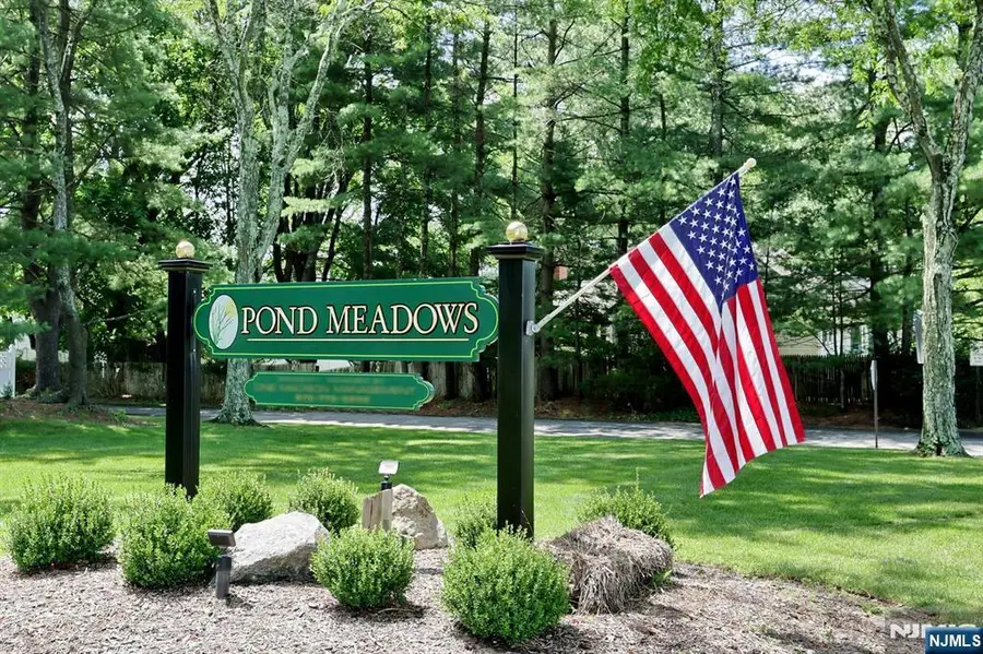 73 Konight Court, Mahwah, NJ 07430 - #3