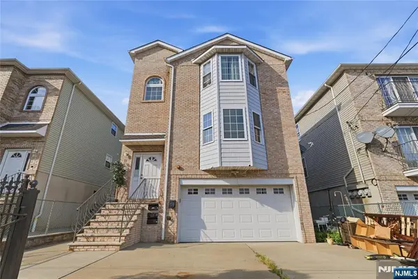 17 Stanton Street, Newark, NJ 07114