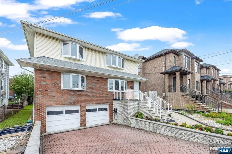 35 Ruby Avenue, Palisades Park, NJ 07650 - #2