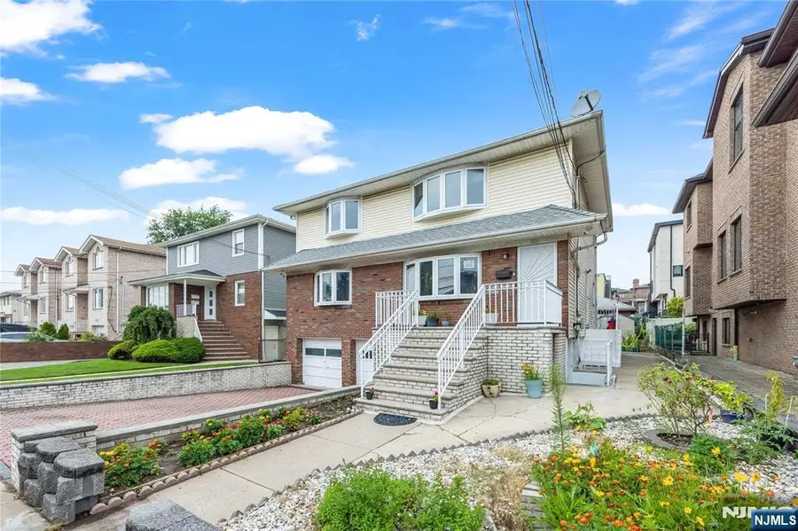 35 Ruby Avenue, Palisades Park, NJ 07650 - #3
