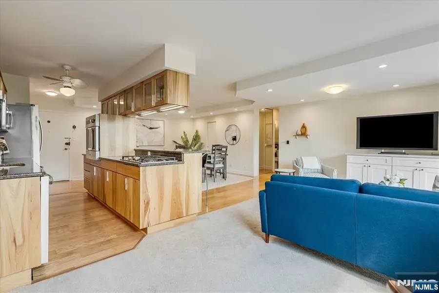 530 Valley Road 5M, Montclair, NJ 07043 - #3