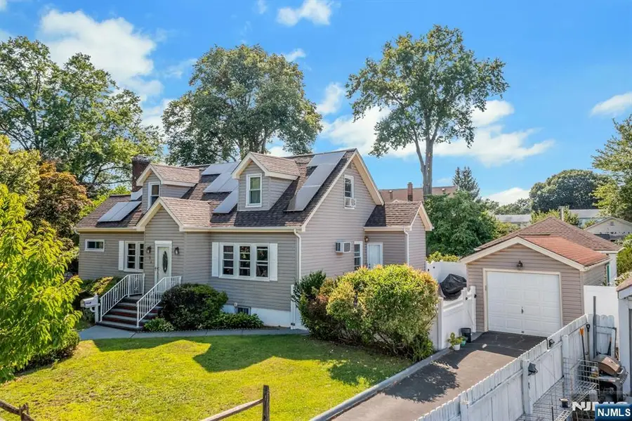 1 Hewitt Avenue, Belleville, NJ 07109 - #3