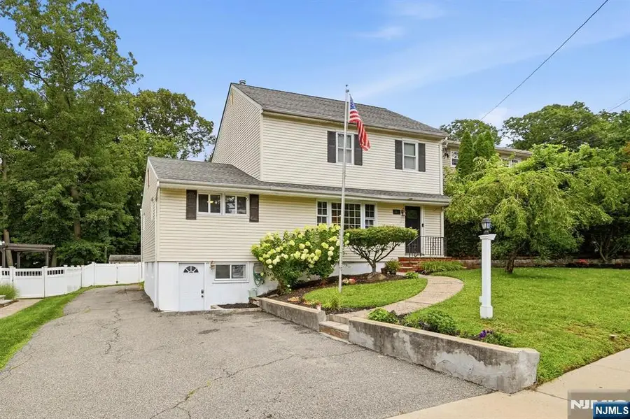 93 Yawpo Avenue, Oakland, NJ 07436 - #2