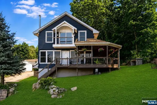 2 San Bar Drive, Jefferson Township, NJ 07849