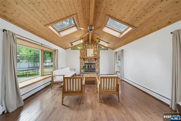 74 Davis Drive, Tenafly, NJ 07670