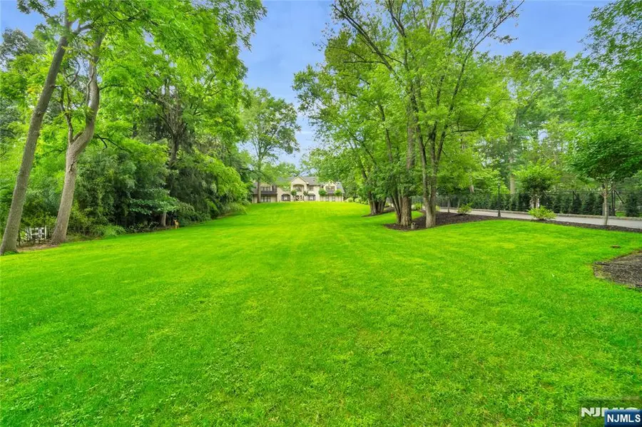 312 Old Tappan Road, Old Tappan, NJ 07675 - #3