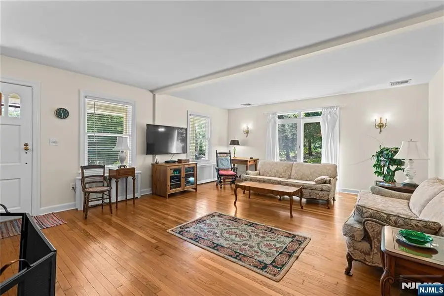 243 W Saddle River Road, Upper Saddle River, NJ 07458 - #3