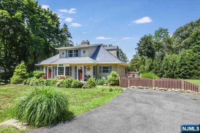 39 Circle Avenue, Wayne, NJ 07470 - #1