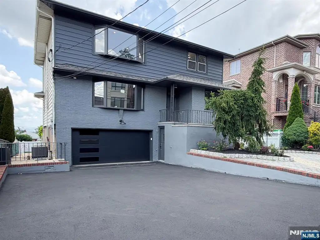 453 8th Street, Palisades Park, NJ 07650 - #1