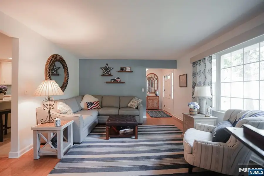 11 Haring Drive, Old Tappan, NJ 07675 - #2