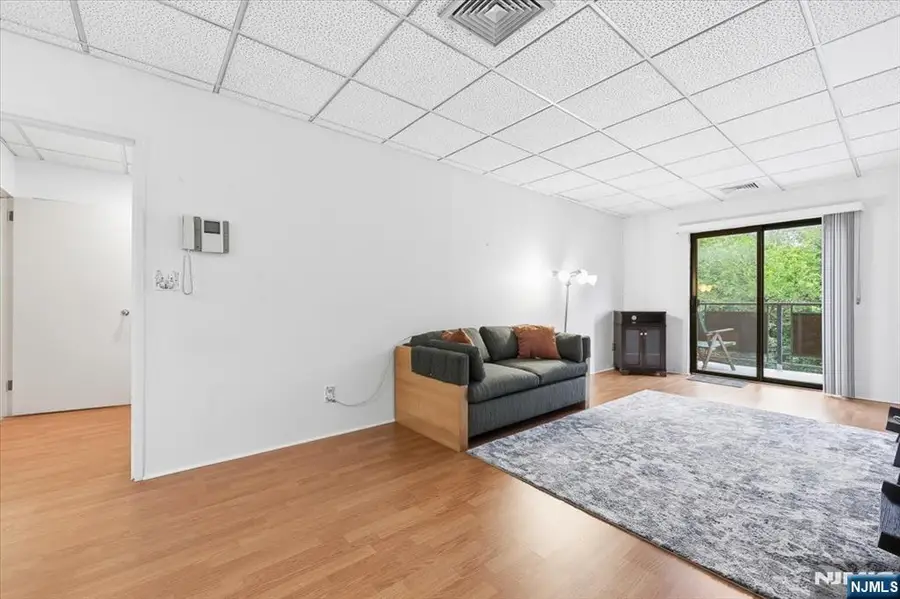 279 Clark Street A15, Hackensack, NJ 07601 - #3
