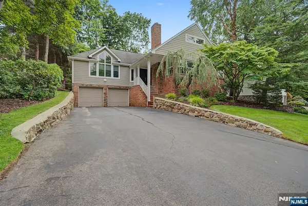43 Royden Road, Tenafly, NJ 07670