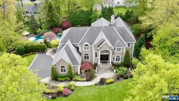 457 Devonshire Drive, Franklin Lakes, NJ 07417