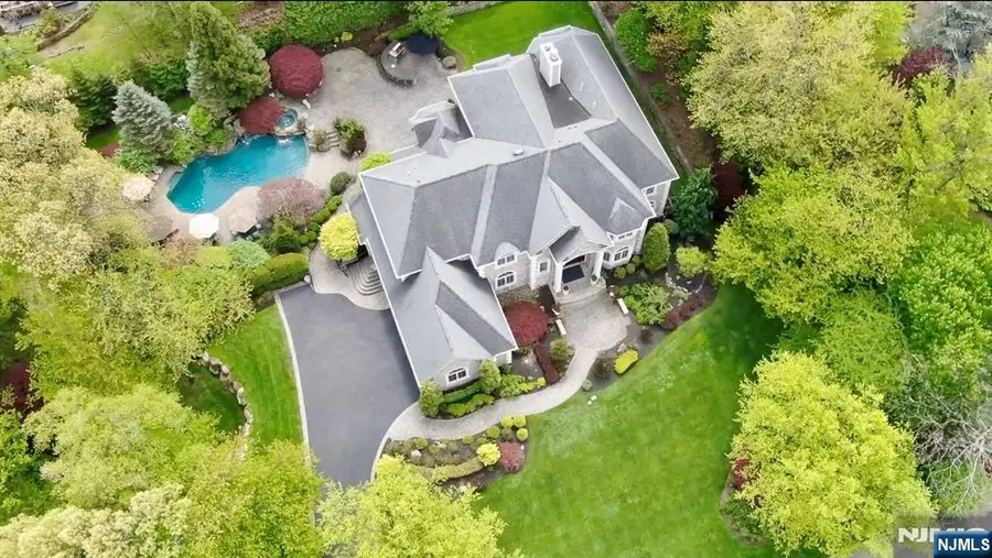 457 Devonshire Drive, Franklin Lakes, NJ 07417 - #2
