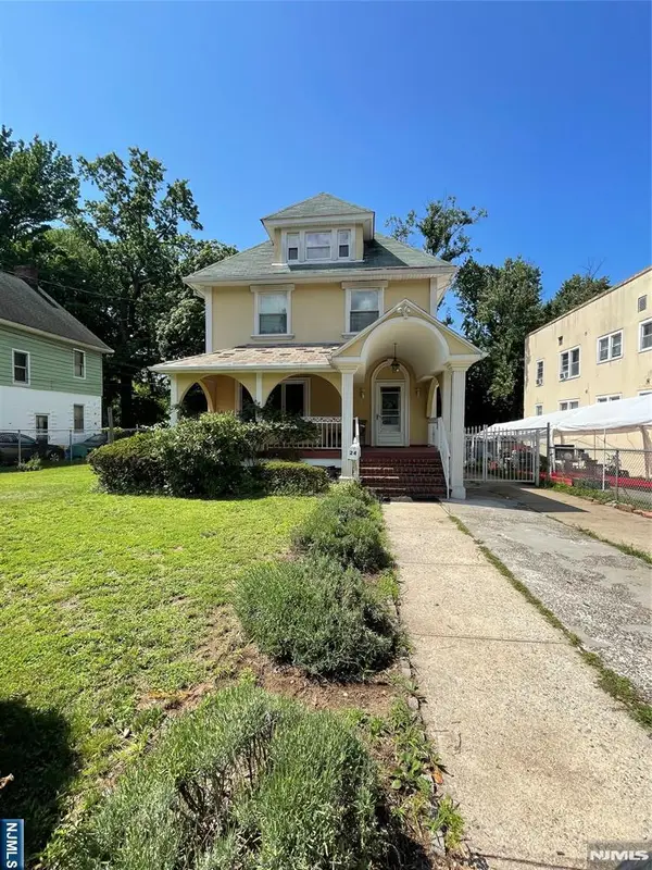 24 Cleveland Street, Englewood, NJ 07631