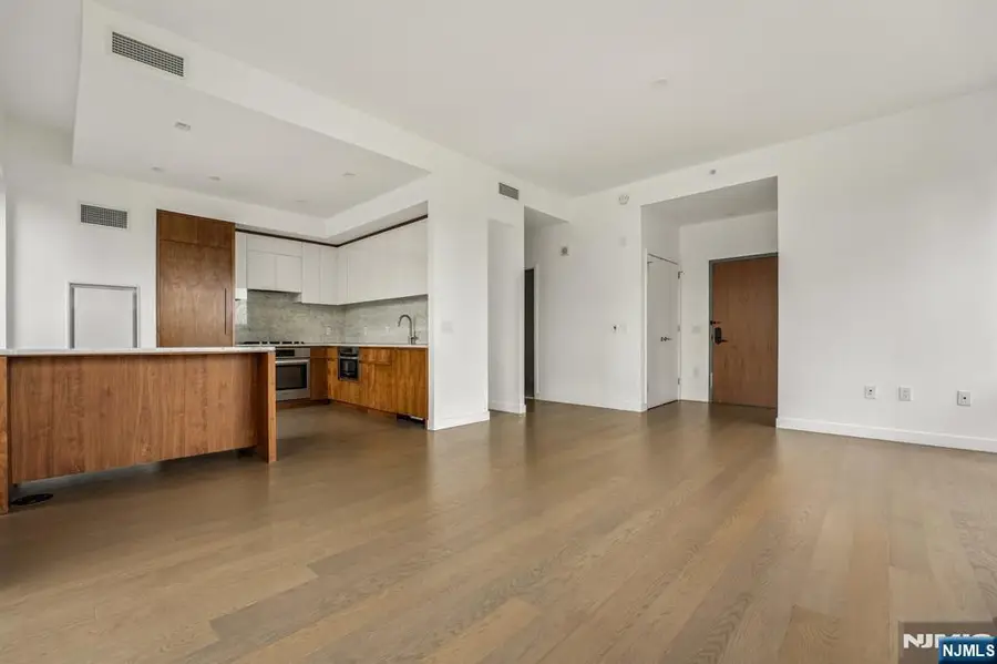 75 Park Lane, Jersey City, NJ 07310 - #2