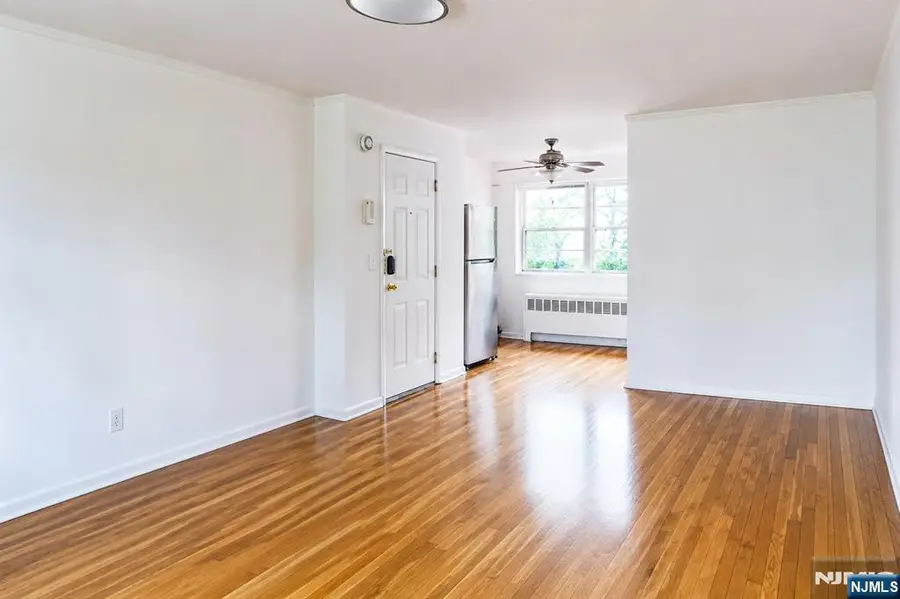 170 Myrtle Avenue A2, Fort Lee, NJ 07024 - #3